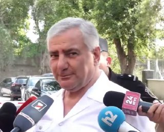 Фото Ташо Калужского на фоне Нор-Норка