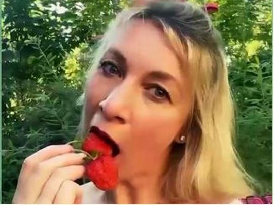 Мария Захарова на брифинге, комментирует выборы в Армении и ситуацию в Нор-Норке