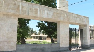 Пашинян на стройке «Парка жизни» в Ботаническом саду Еревана