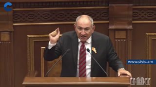 Никол Пашинян выступает с заявлением о трехглавой олигархии в Нор-Норке
