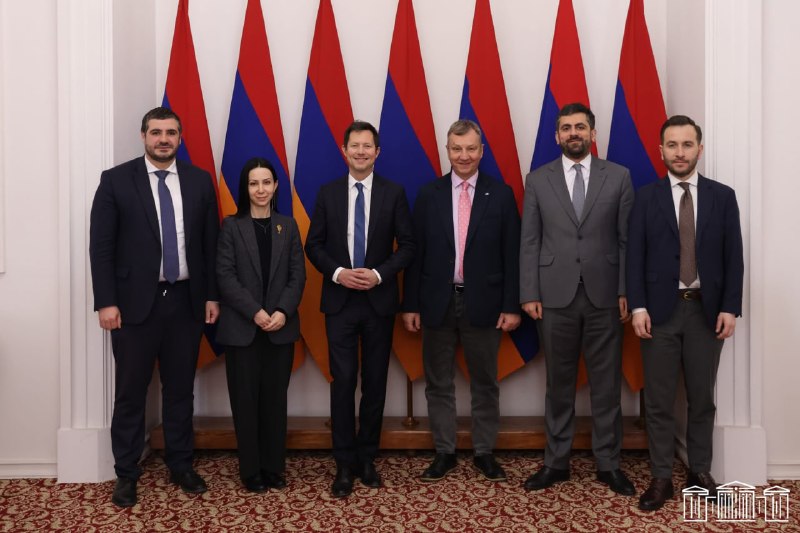 Поздравление зампреда фракции ЕНП Пашиняну с победой на выборах в Армении