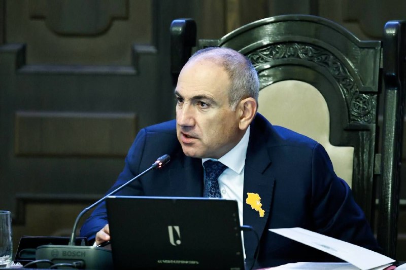 Заседание правительства Армении, на котором принято решение о выделении 3 млрд драмов экспортёрам
