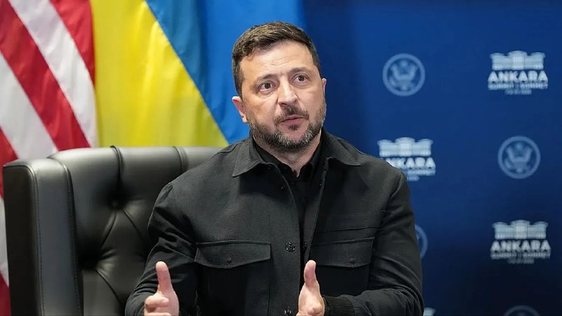 Владимир Зеленский на пресс-конференции анонсирует отставку премьер-министра Украины