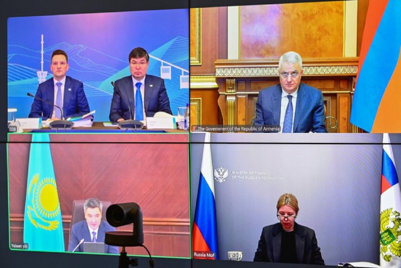 Мгер Григорян на заседании Совета ЕАБР, Нор-Норк