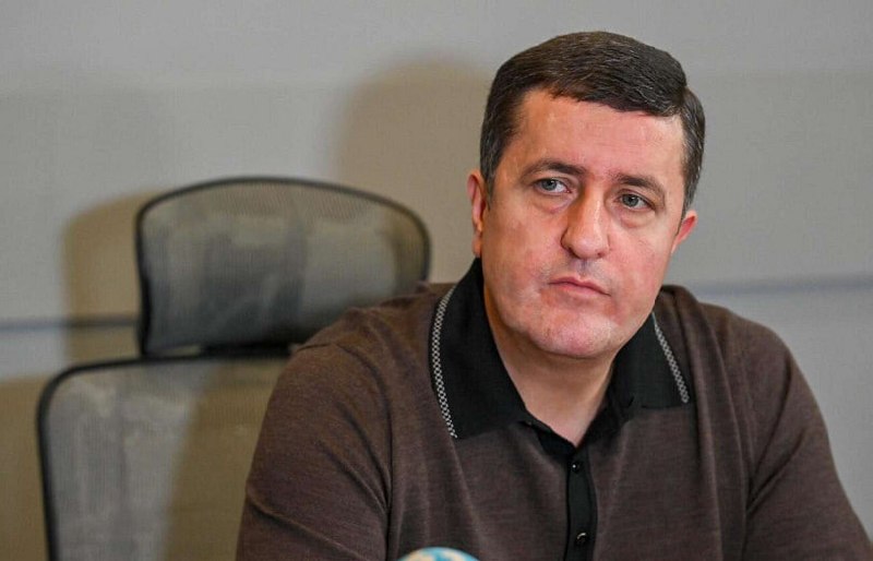 Давид Газинян, кандидат от «Сильной Армении», в зале суда в Ереване