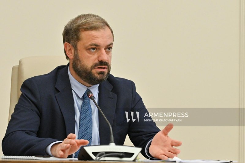 Геворг Папоян выступает в Национальном Собрании Армении, Нор-Норк