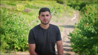 Биолог из Иджевана Роберт Саядян развивает питомник и бренд декоративных растений
